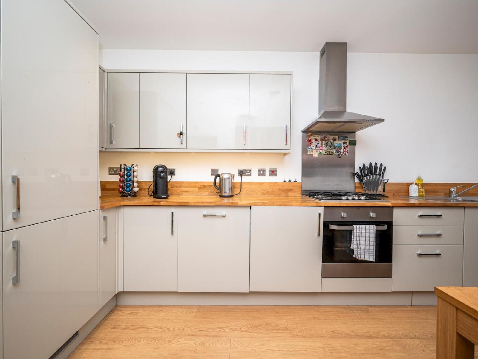 London Apartment Near Tower Bridge And Tube Pass The Keys 外观 照片