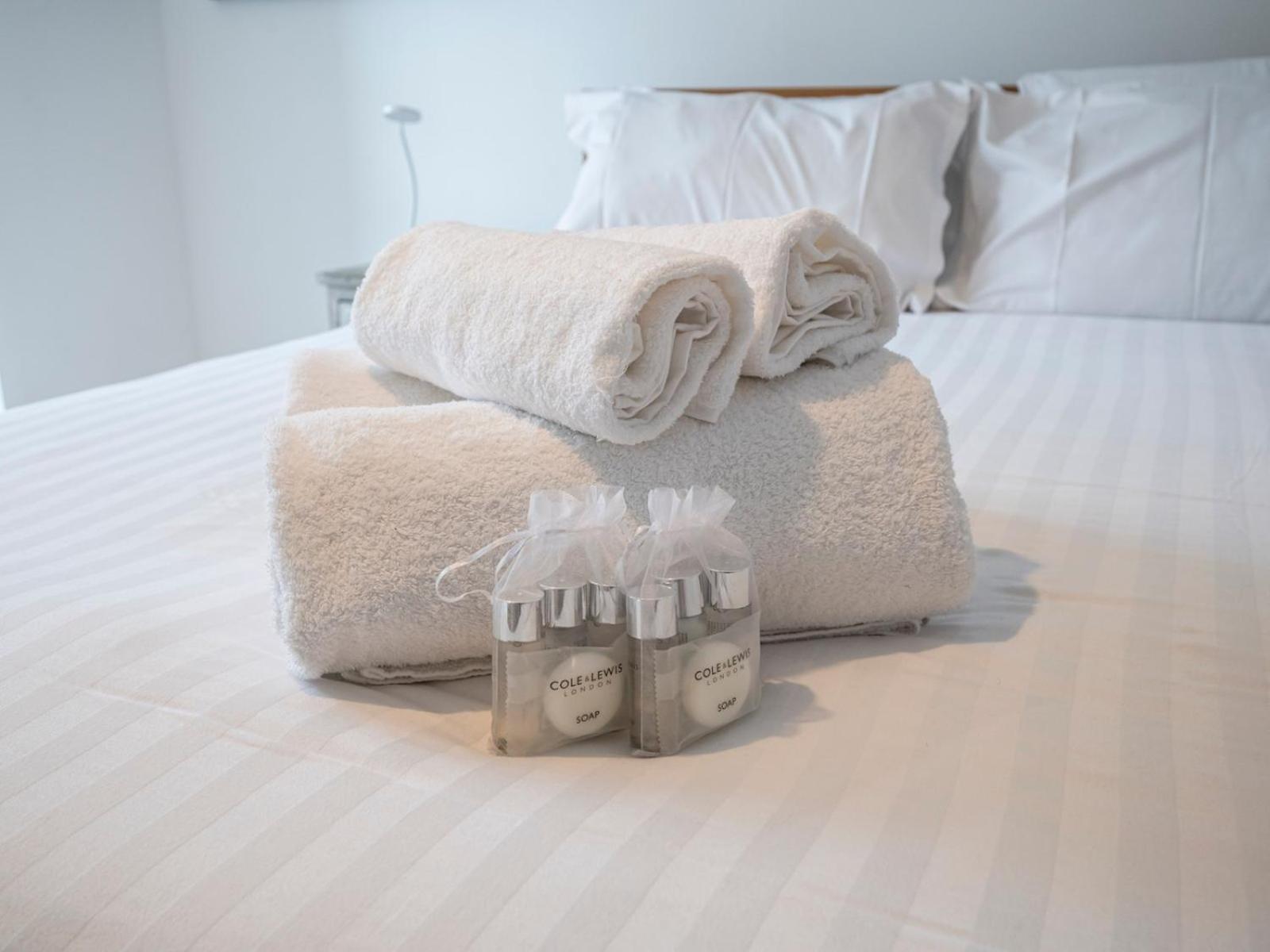 London Apartment Near Tower Bridge And Tube Pass The Keys 外观 照片