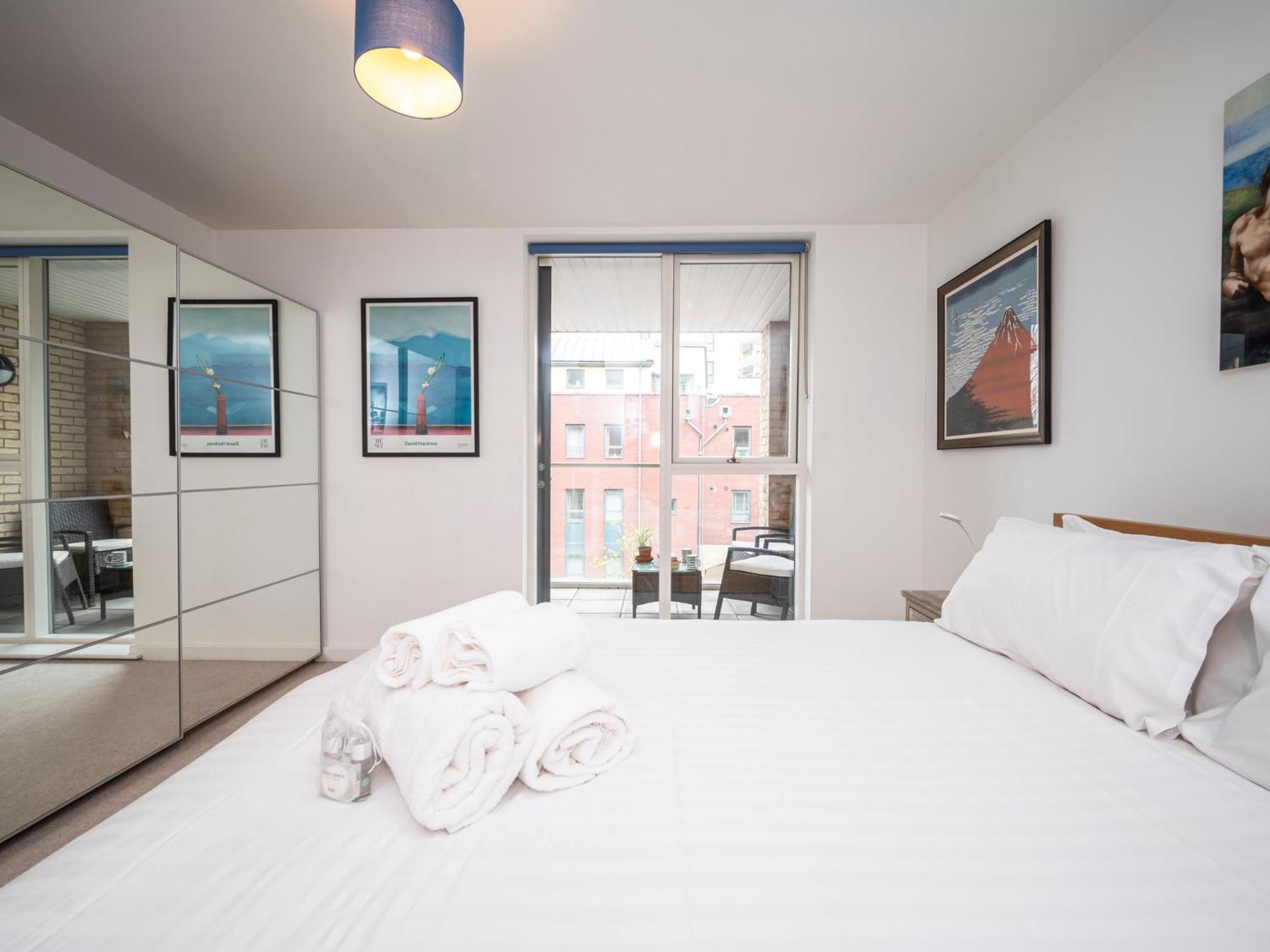 London Apartment Near Tower Bridge And Tube Pass The Keys 外观 照片